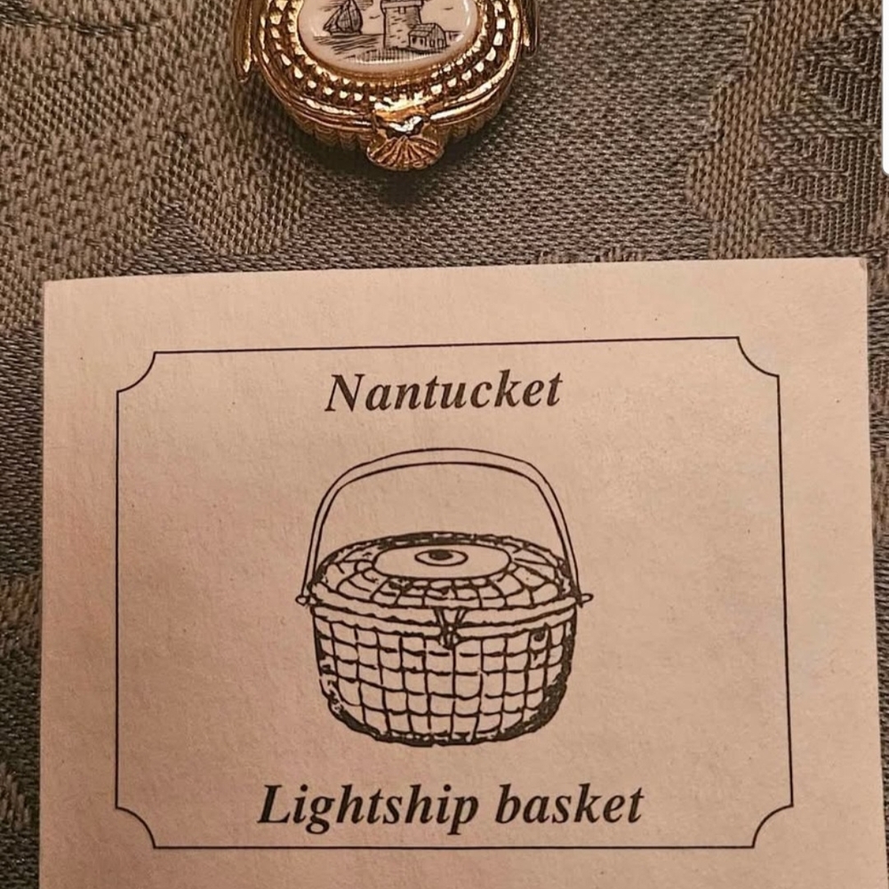 Nantucket Lightship Basket Pendant